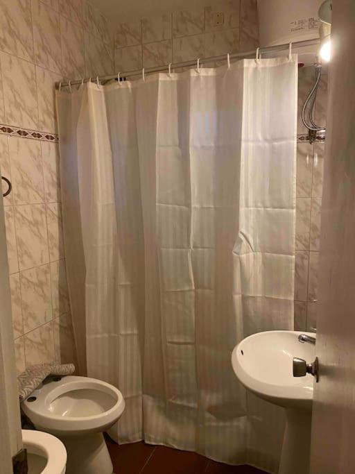 Apartment Independiente En Alquiler En Casa De Familia Montevideo