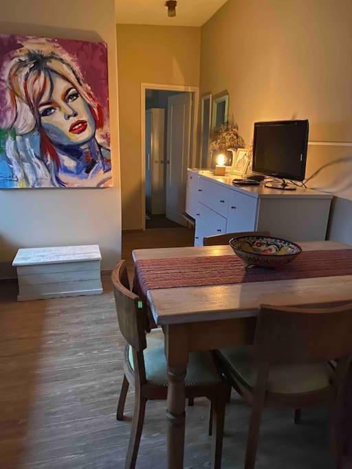 Independiente En Alquiler En Casa De Familia Apartment Montevideo